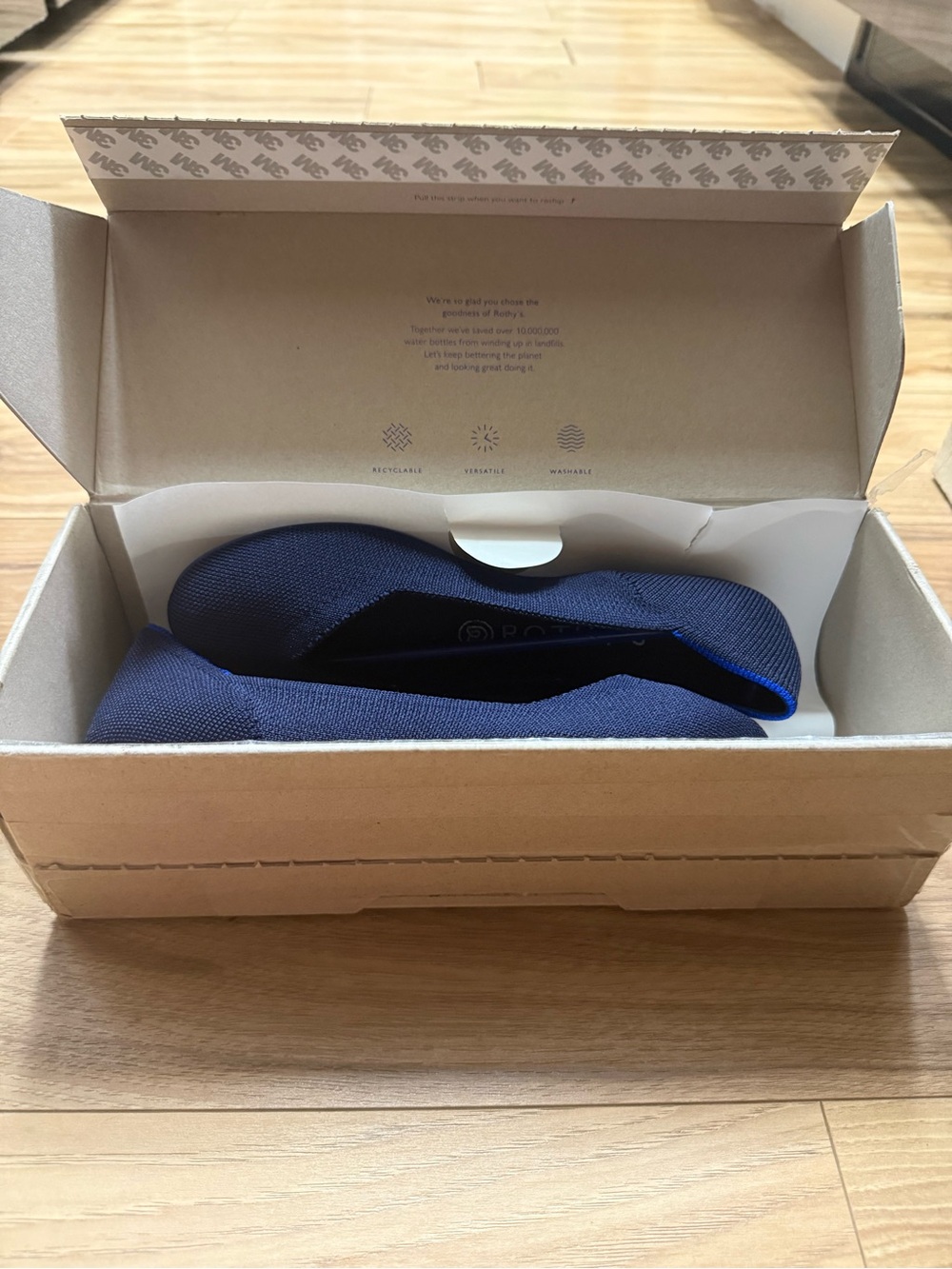 Rothy's Navy Solid Women's Flats (Size US 7½)